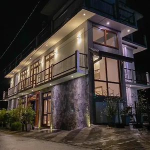 https://hanthana-house.kandyhotelsnow.com